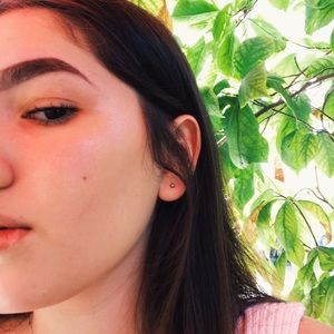 Meet your Posher, Noemi